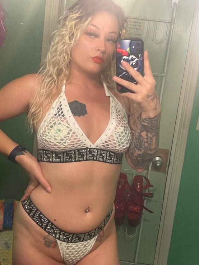 Available for INCALLS,OUTCALLS AND MASSAGE HMU ON +13134195601, telegram: lizabethvesey25 Snapchat: lizabethvesey25 - Image 3